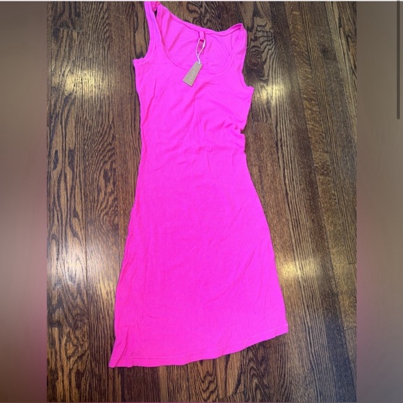 NWT 💞 SKIMS soft lounge mini dress hot pink 💞 - Picture 2 of 4